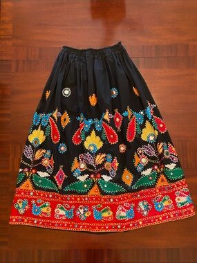 RARE ✨Destination Other Vintage Embroidered Sequined Appliquéd Folk Art Skirt